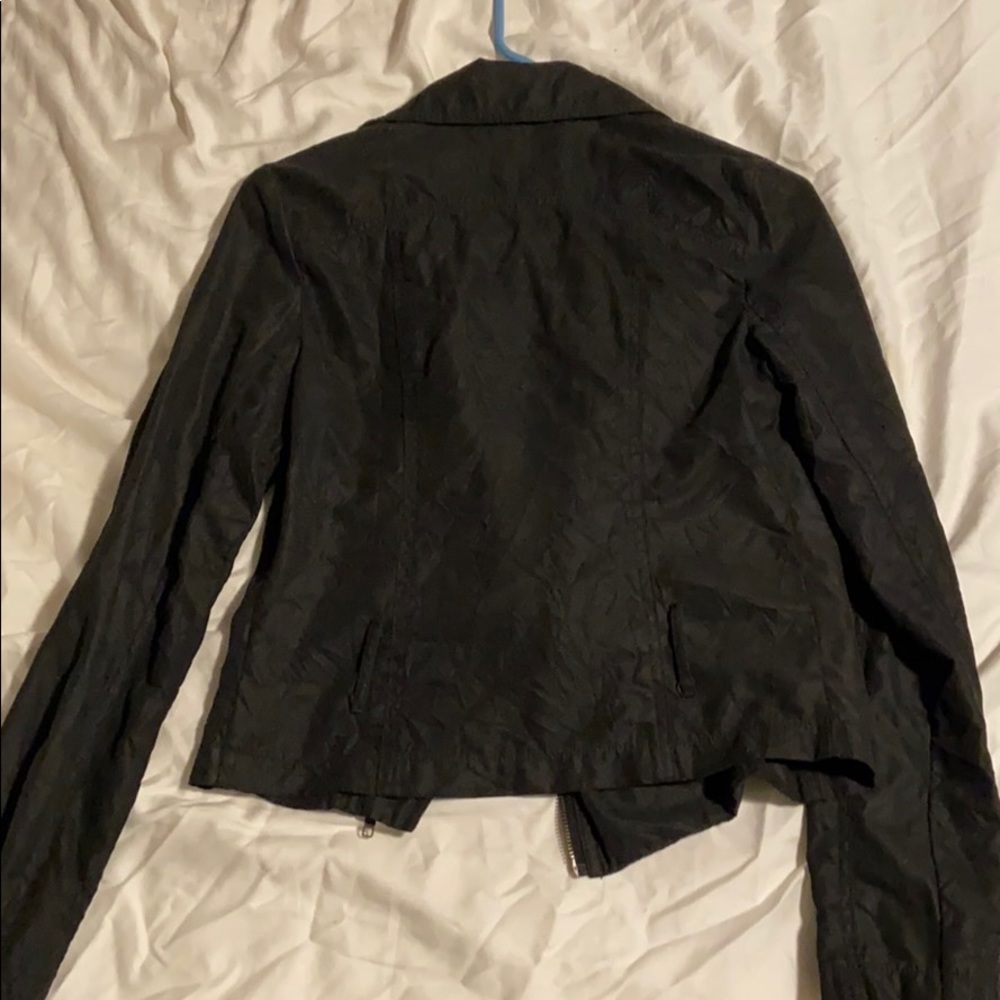 Black jacket - Picture 3 of 3